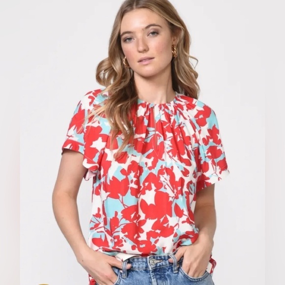 Adelyn Rae Tops - NWT Adelyn Rae Ailan Print Short Flutter Sleeve Top SZ L